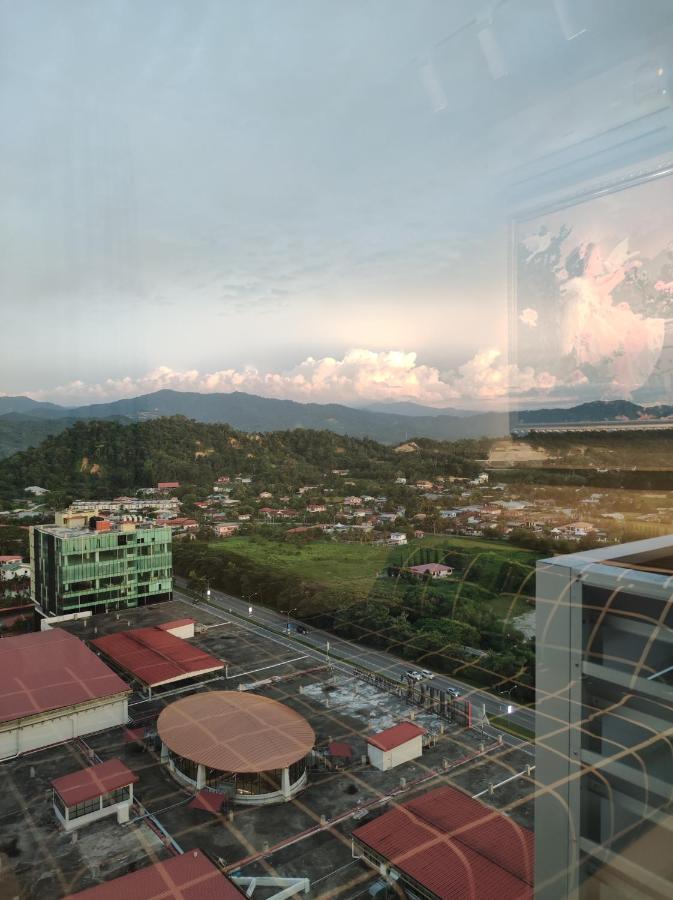 Thirteen Residence Tr06 @ Itcc Manhattan Suites Kota Kinabalu Zewnętrze zdjęcie